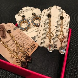 3 pairs of earrings